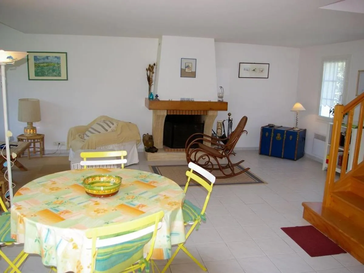 Maison Le Palais, 4 pièces, 7 personnes - FR-1-418-53 0*,  France